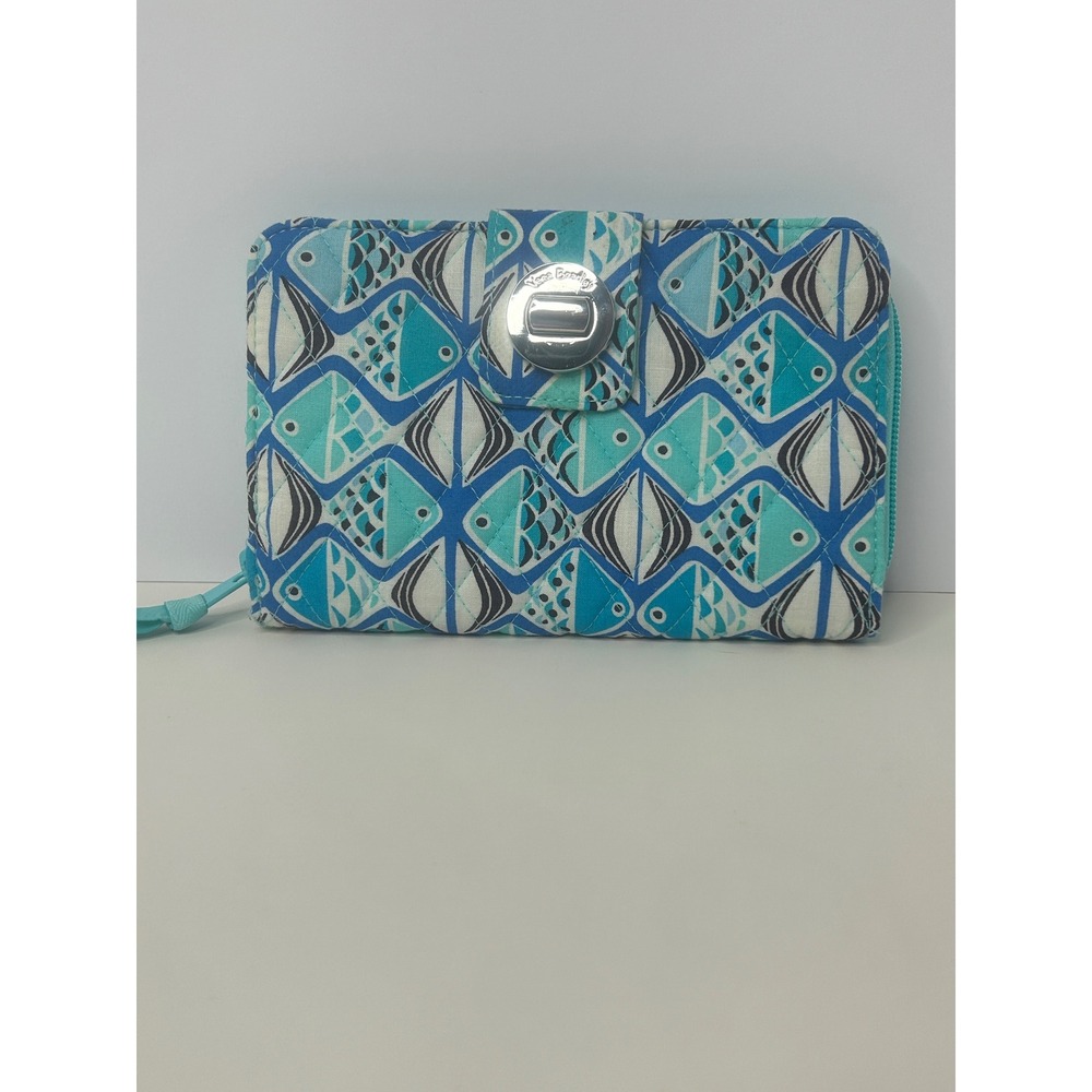 Vera Bradley Turnlock Wallet Womens OS Blue Go Fish Excellent Quilted Cotton